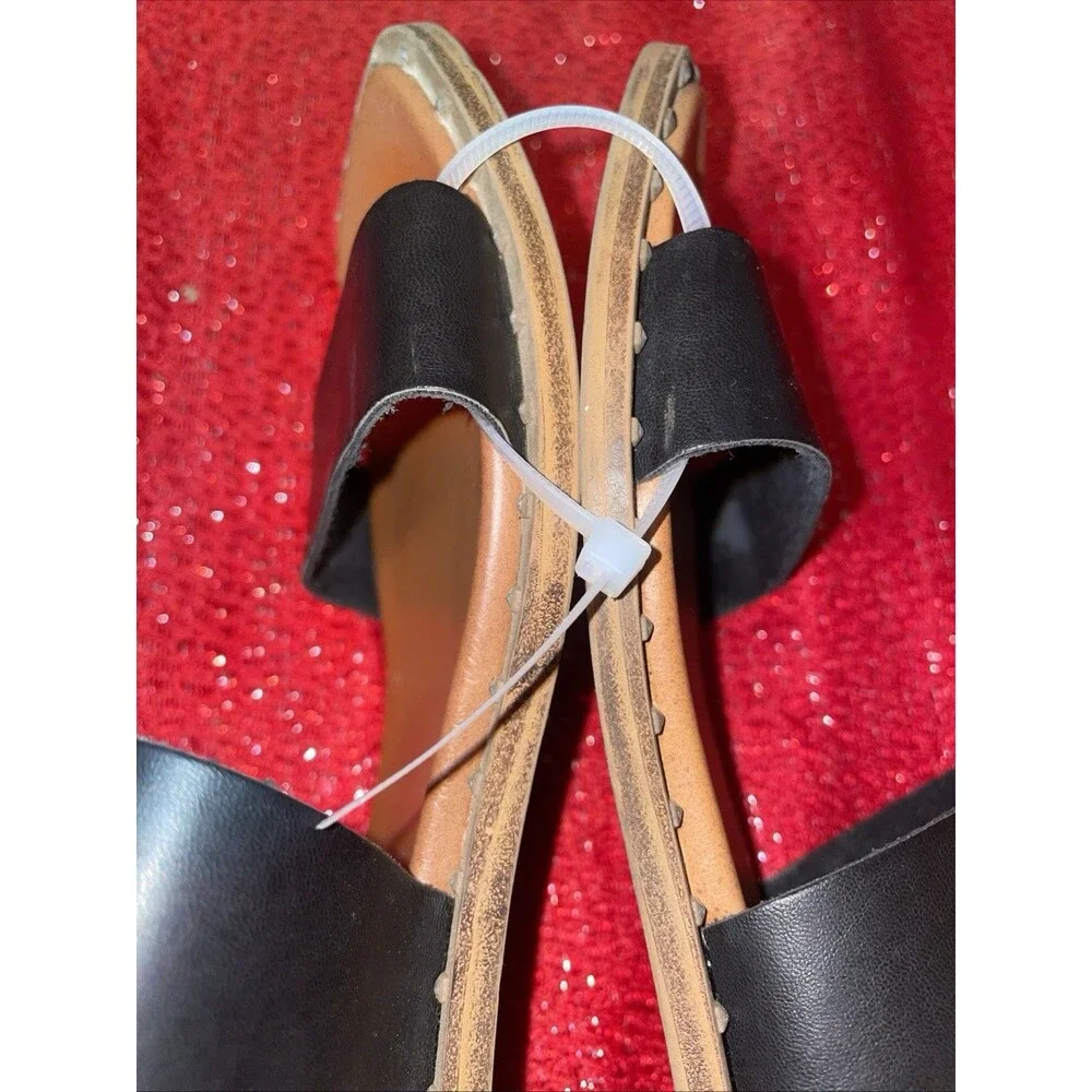 Steve Madden Women's Black sandals Size 9